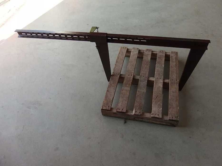 Zacisk ścisk szalunkowy klamry deskowania fundament
