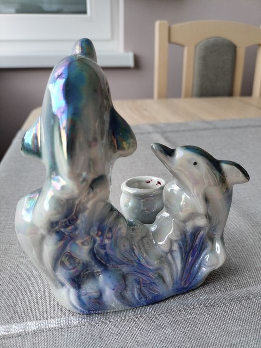 Świecznik z delfinkami