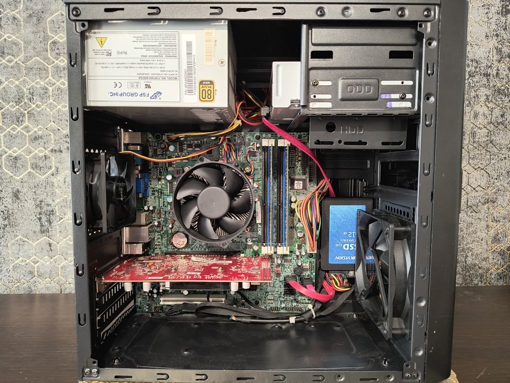 Komputer stacjonarny i7 8gb ram SSD windows 10