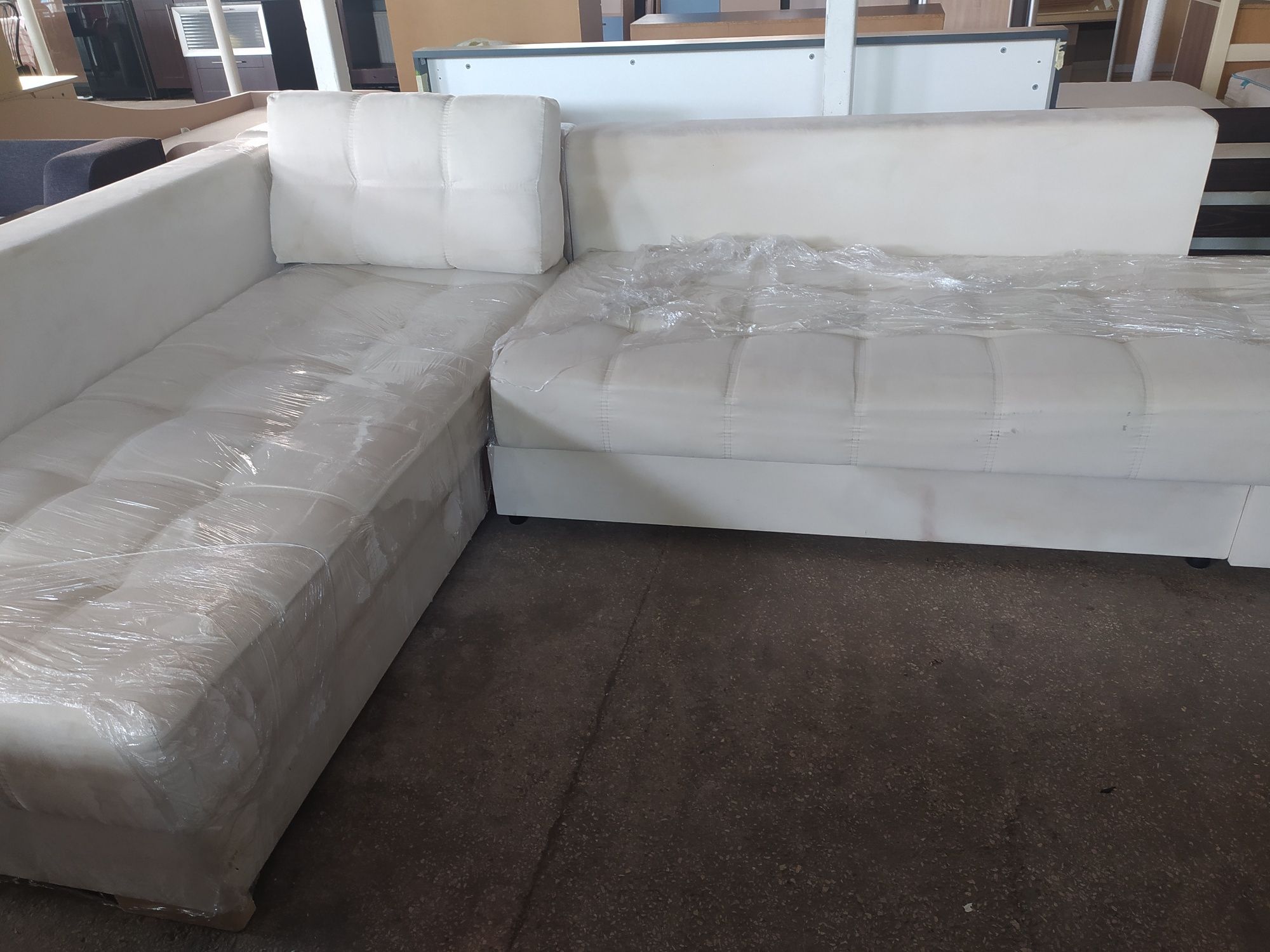 Продам великий кутовий диван-ліжко