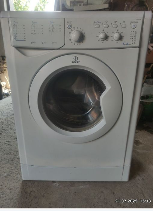 Стиральная машина Indesit 5 кг,1000 об.