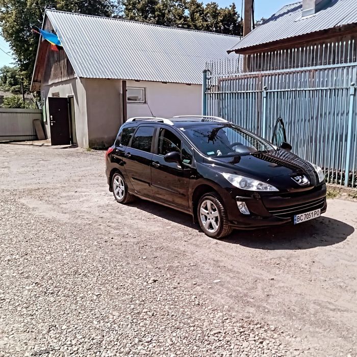 Продам причина продажі виїзд закордон