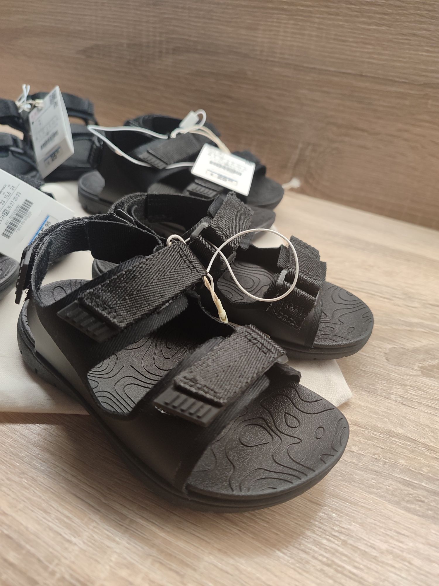 Босоніжки сандалі Zara