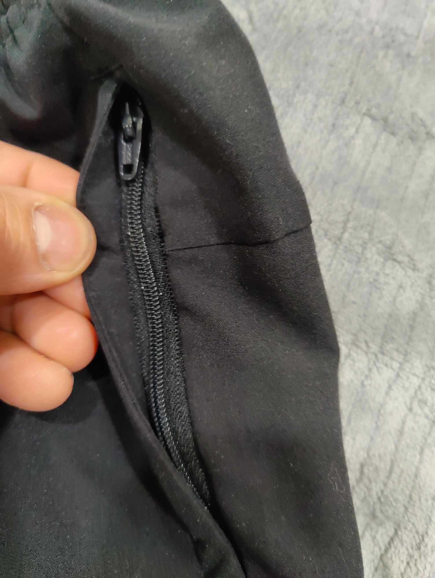 Calças de treino Adidas XL praticamente novas