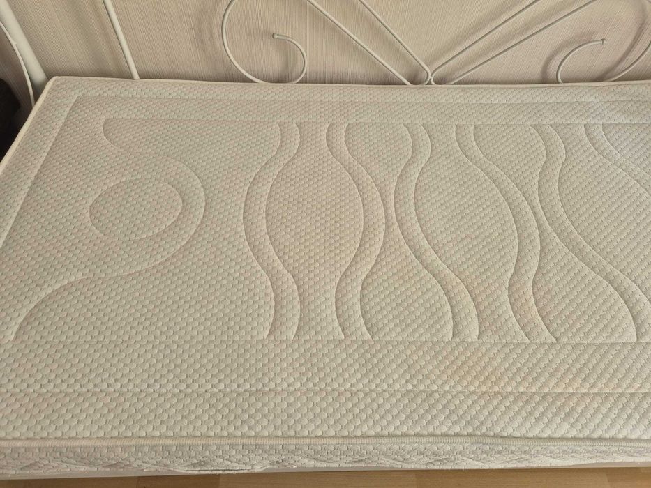 Łóżko dla dziewczynki