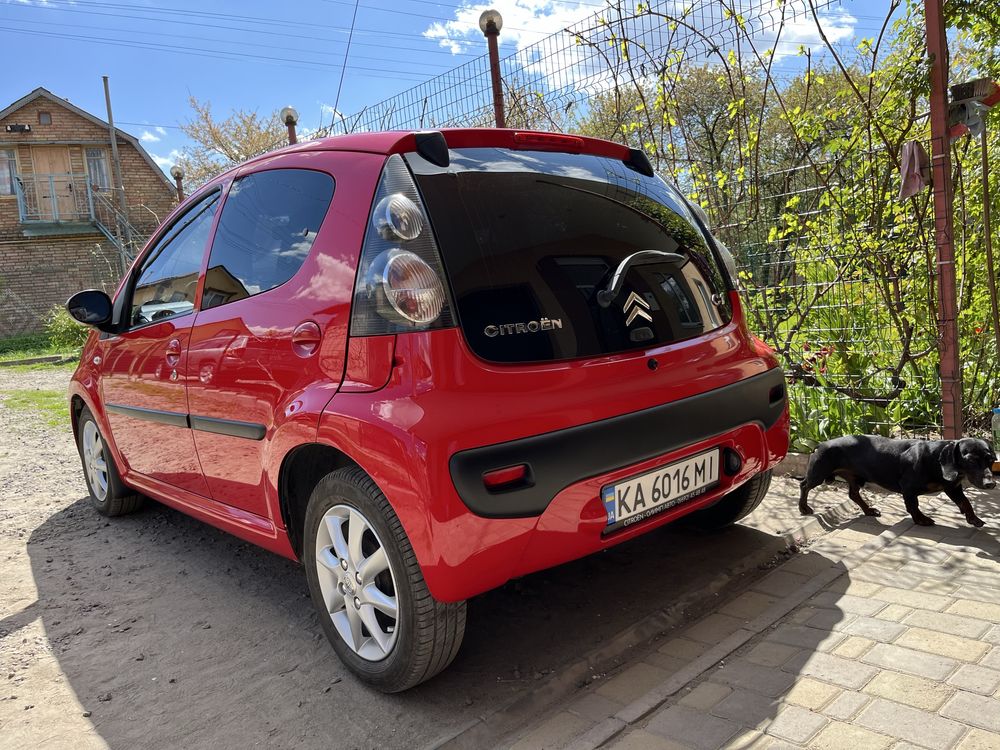 Citroen C1 компактне,  зручне авто на автоматі (робот)