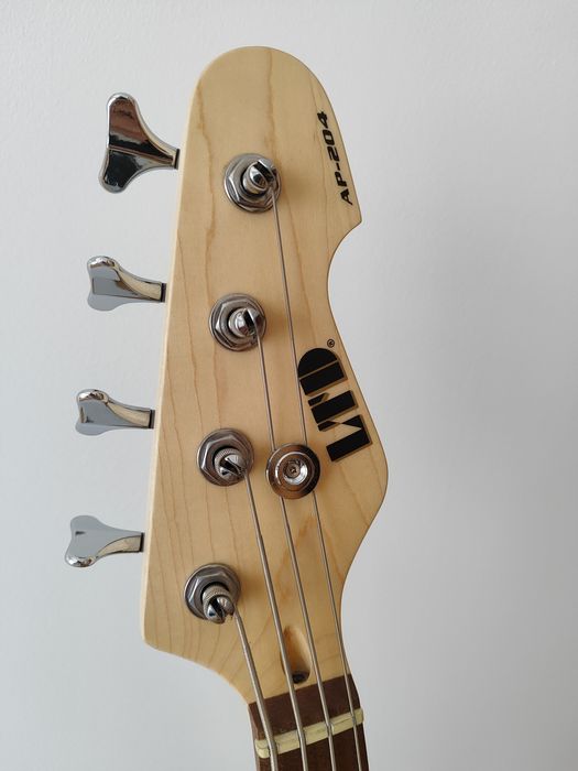 ESP LTD AP-204 Black Satin