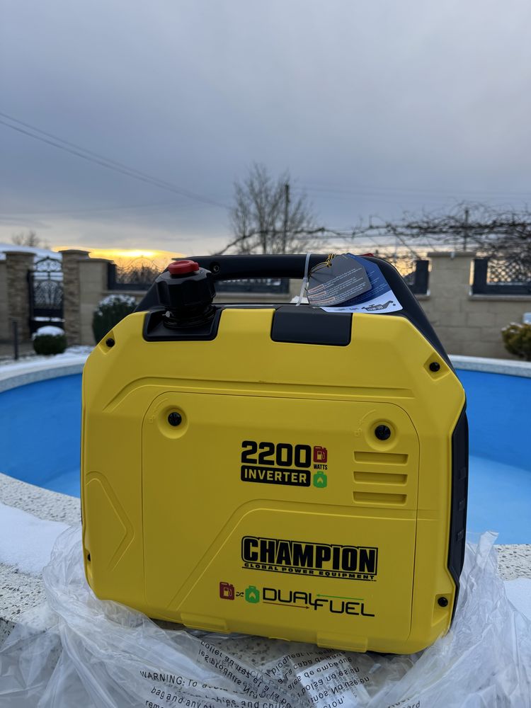 Інвекторний генератор Champion 2.2KBT газ+бензин