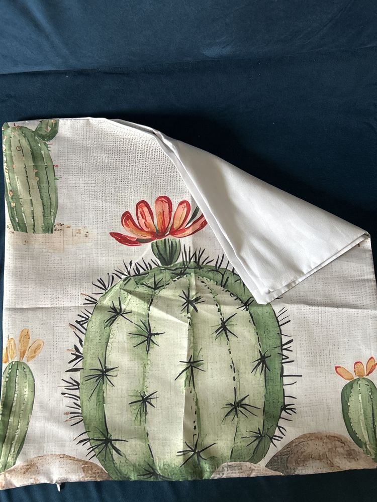 Zestaw 2 nowe poszewki na poduszki 45x45