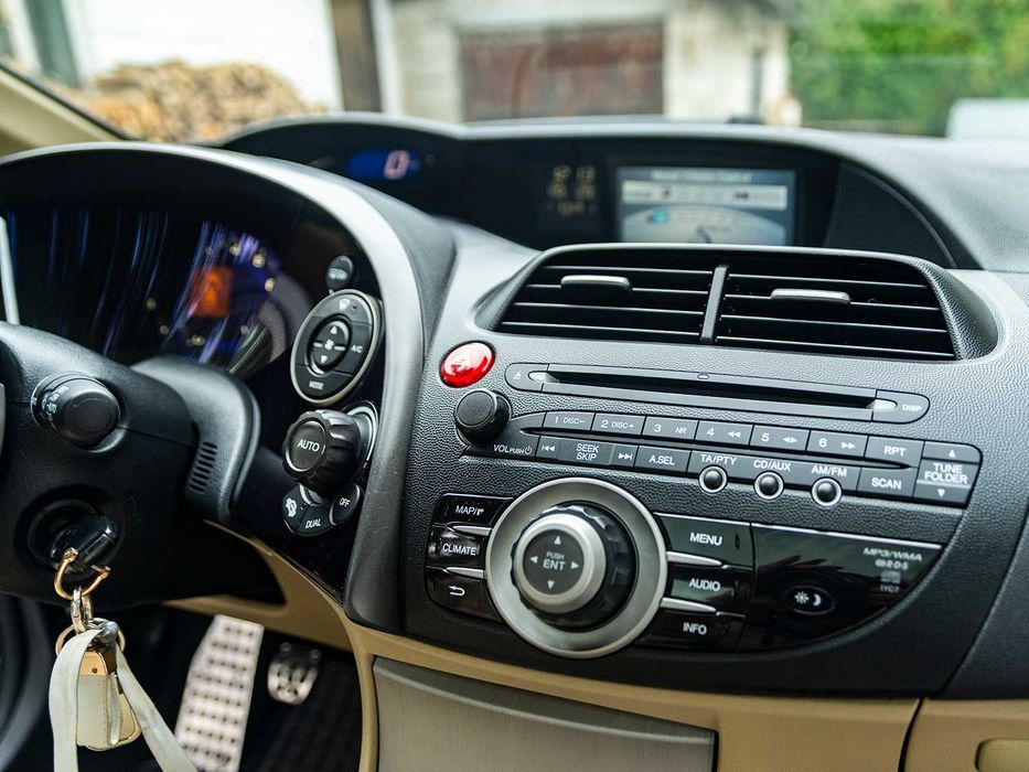 Honda Civic VIII 2005 1.8 i-VTEC Benzyna BOGATA WERSJA Executive