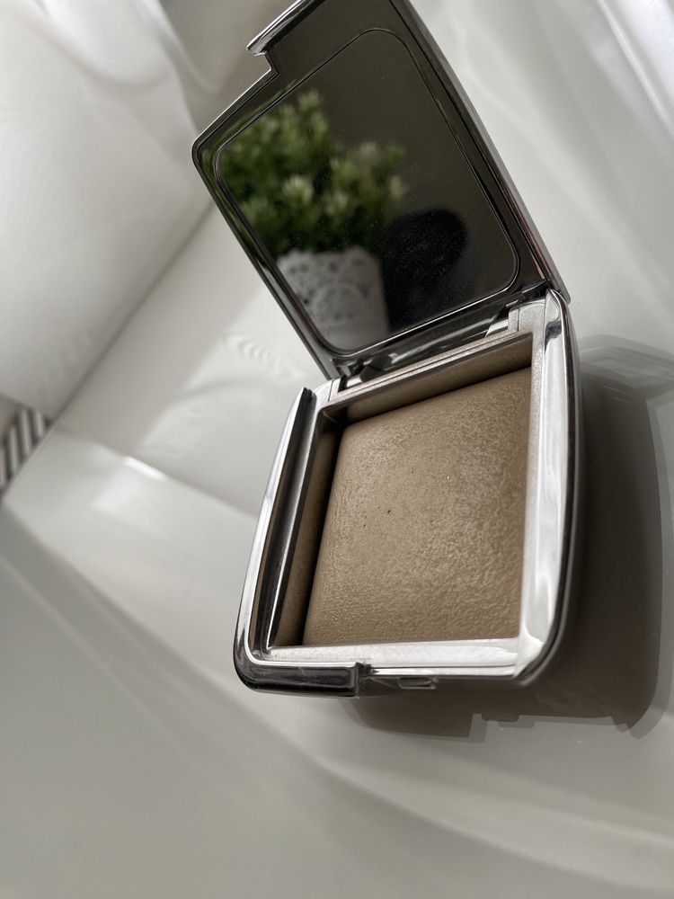 Hourglass Ambient
