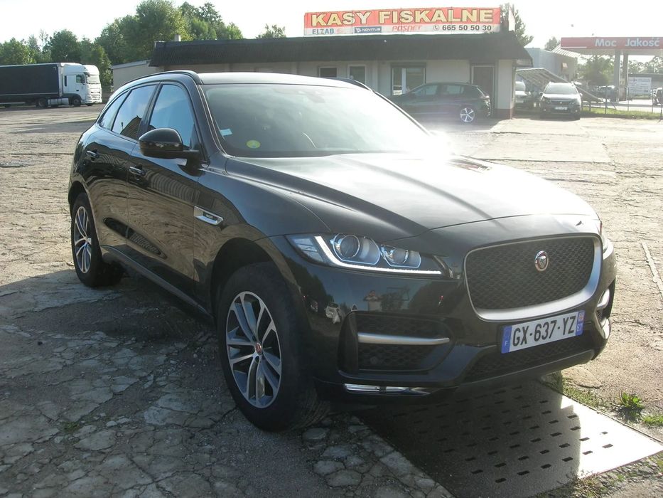 Jaguar F-Pace R-Sport 3.0D 300Ps AWD Alu 19 Panorama Led Skóra Navi 84Tys.Km