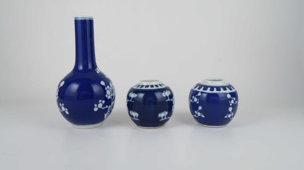 3 Jarrinhas da China, flor de amendoeira