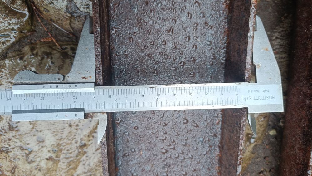 Słupek ogrodzeniowy 175 cm