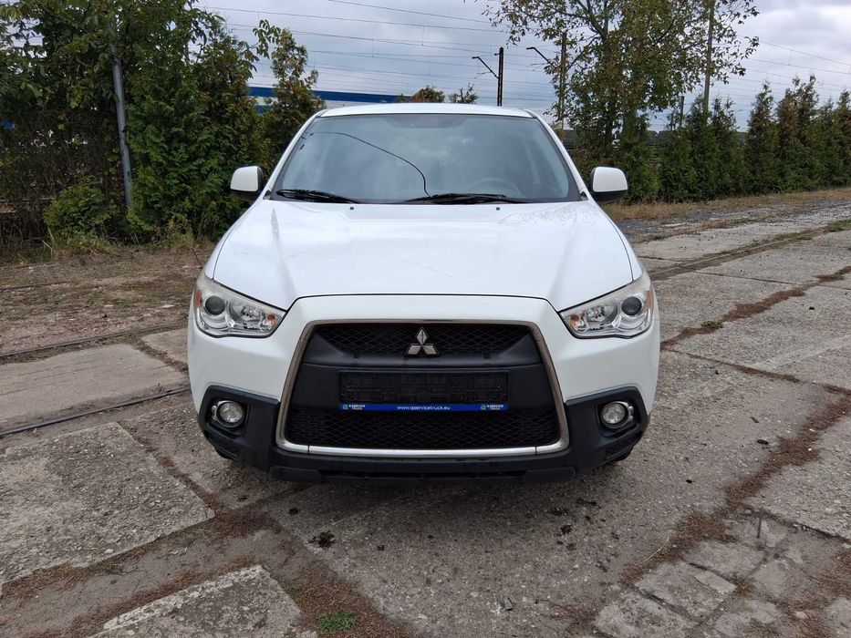 Mitsubishi ASX bardzo wygodny SUV crossover 2WD, isofix, z Niemiec