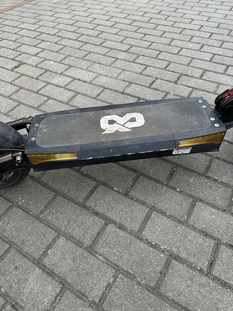 Hulajnoga elektryczna Shift Seven L6