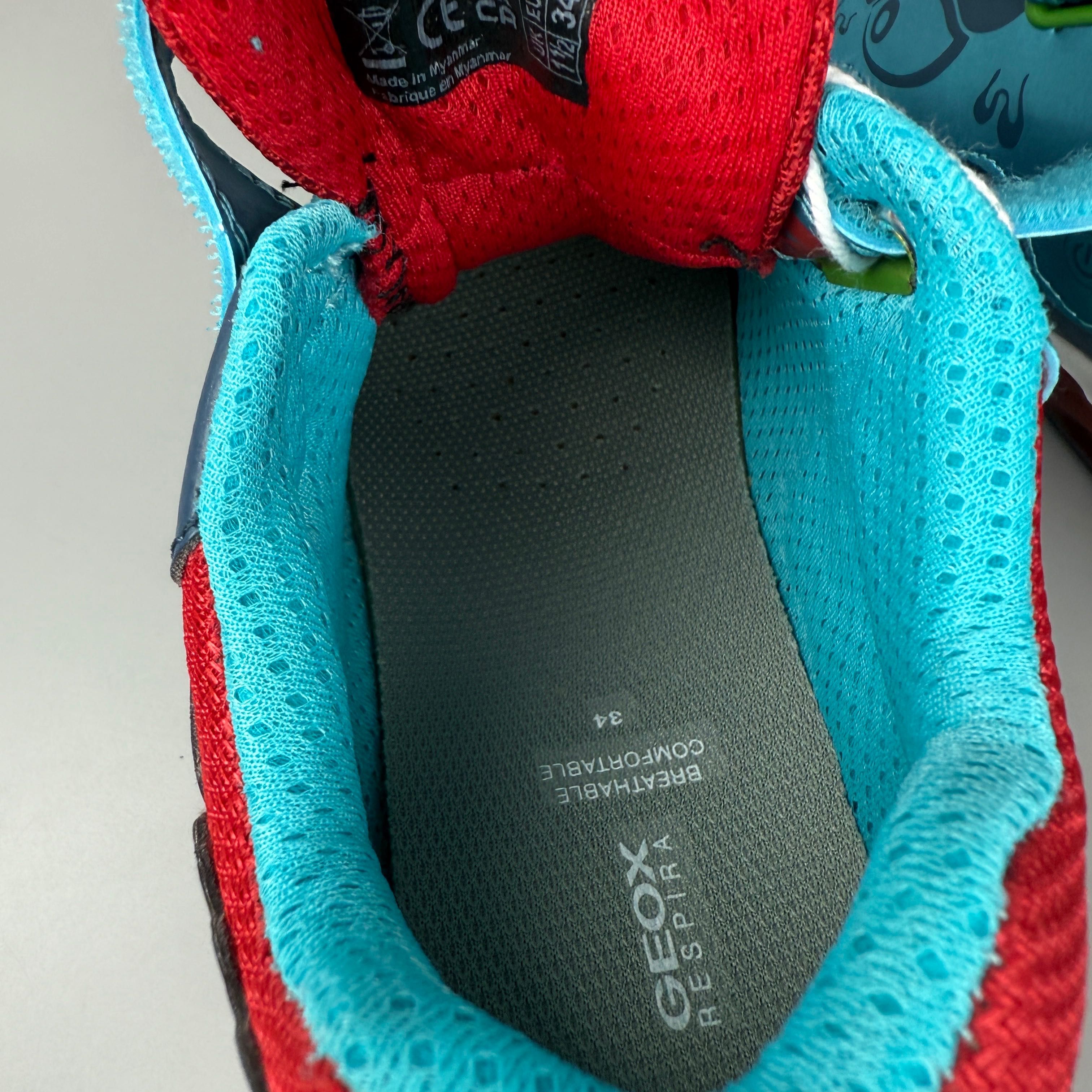 Кросівки Geox Bayonic 34 р. з мигалками кроссовки