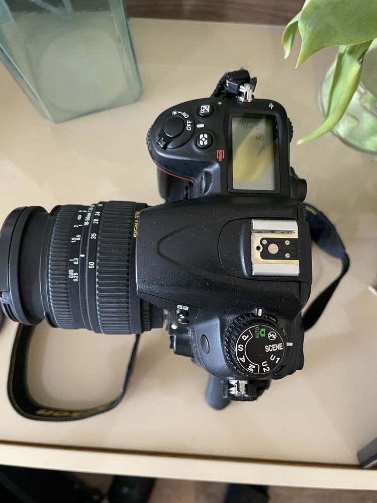 Nikon D7000 + sigma 18-50 - lustrzanka bdb stan