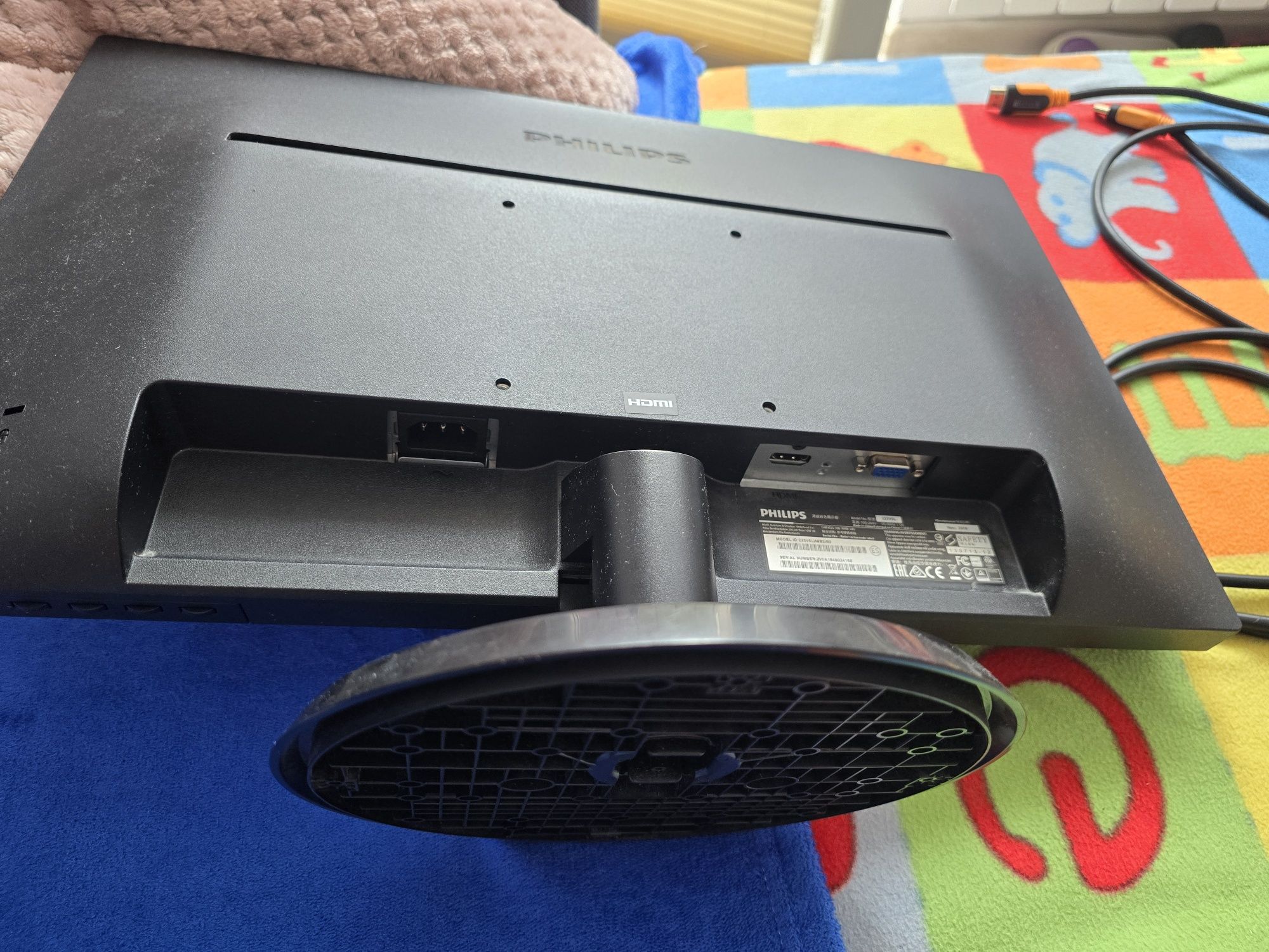 Monitor philips 21.5 cali