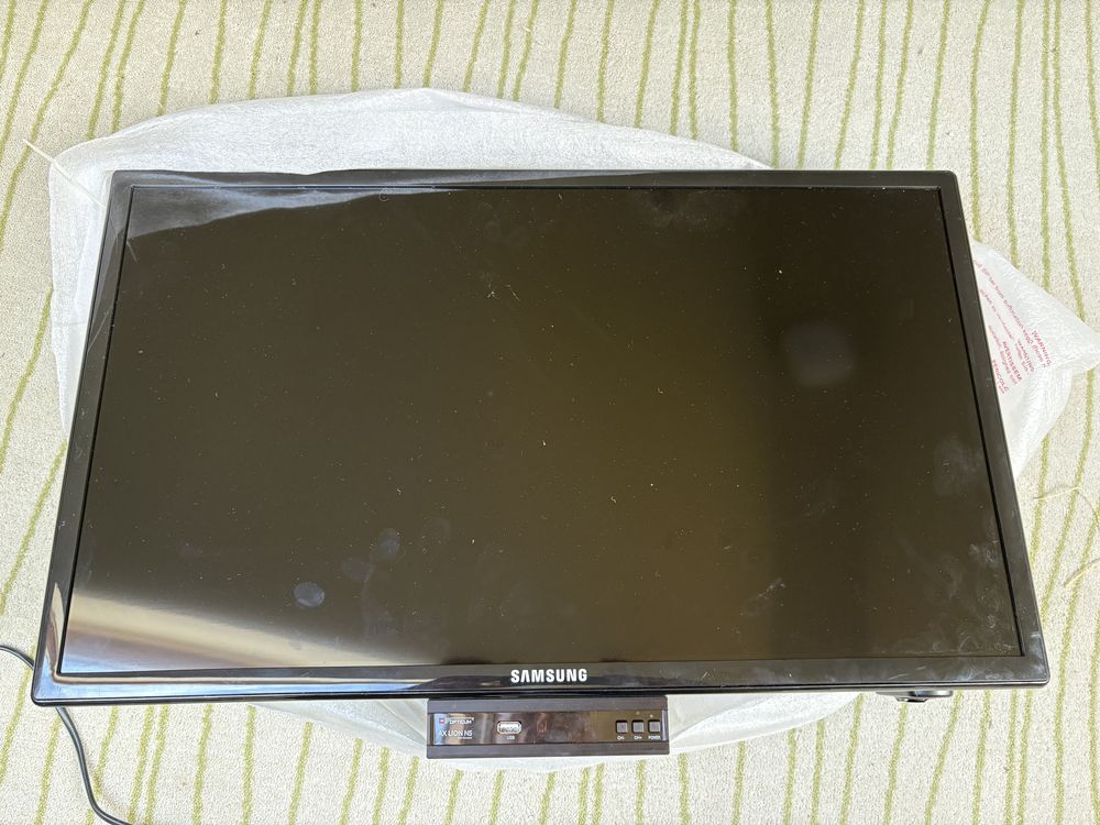 15 szt samsung 26 cali + dekoder