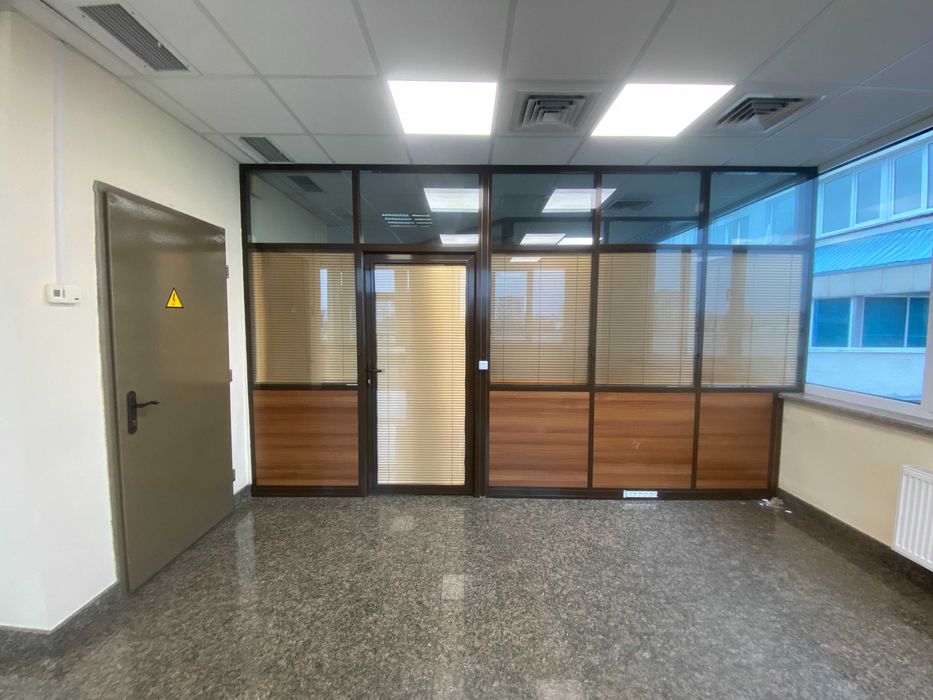 Оренда офісу 42м2 open space бізнес центр Юрія Шумського 1А, Березняки