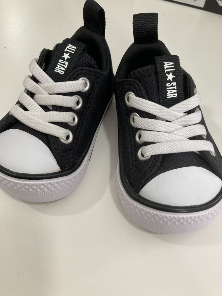 Sapatilhas Converse Pretas tamanho 18 até 26