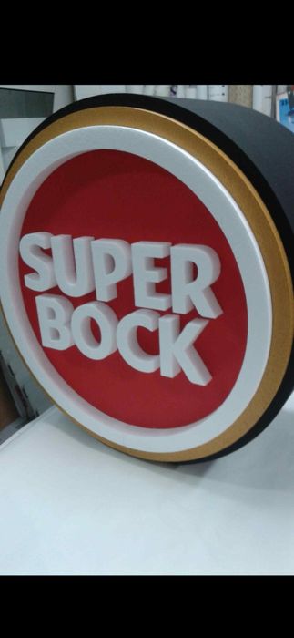 Letras/formas em esferovite