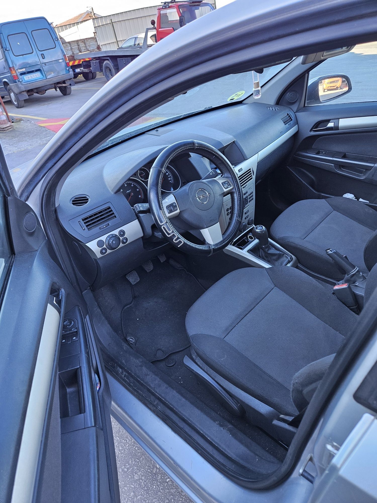 Opel Astra H 1.7 CDTi 100CV de 2006 para peças