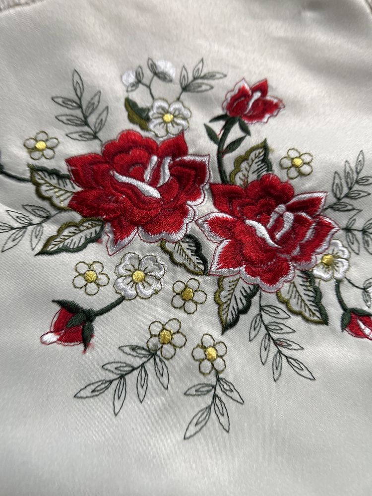 Gobelin szydełkowy wzór róże  do prywatnych kolekcji