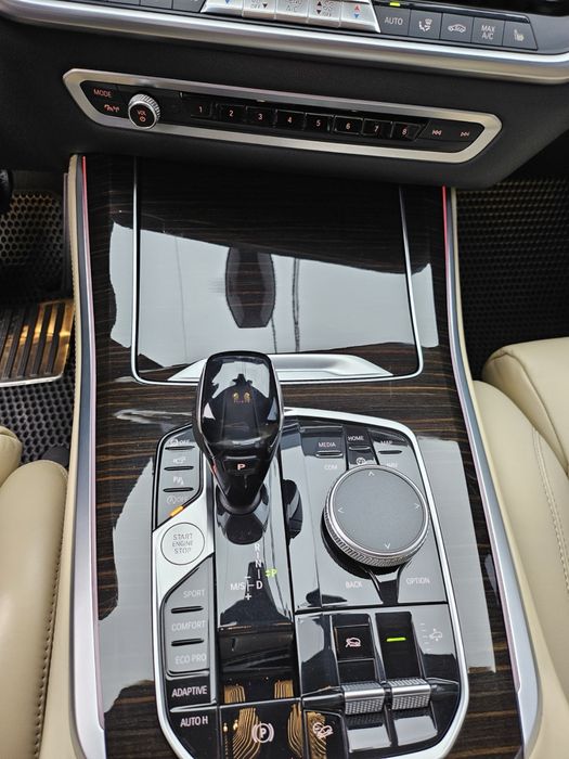 BMW X5 30D 2019 год