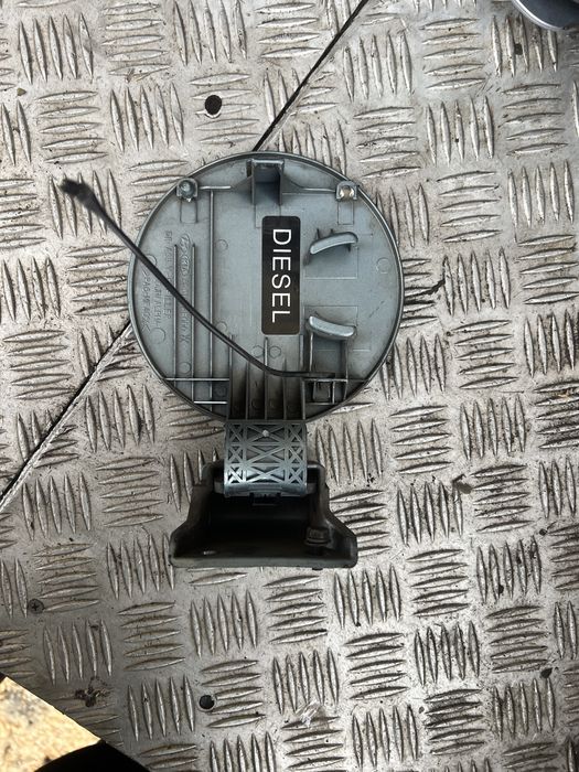 Лючек бензобака хюндай туксон hyundai tucson год 08