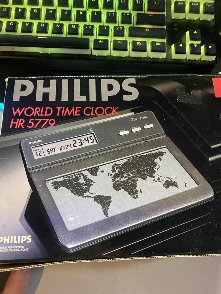 Sprawny unikatowy  światowy zegar philips  z pudełkiem