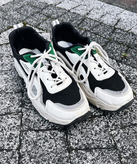 buty damskie biało czarne lekkie