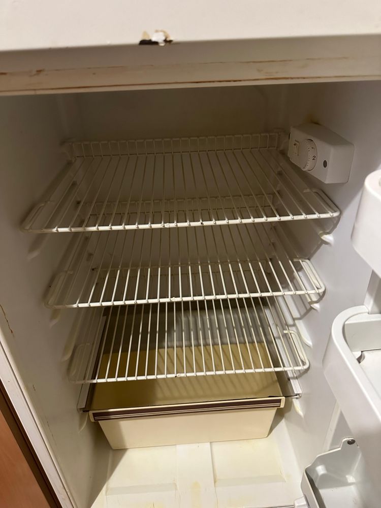 Холодильник 2камерный