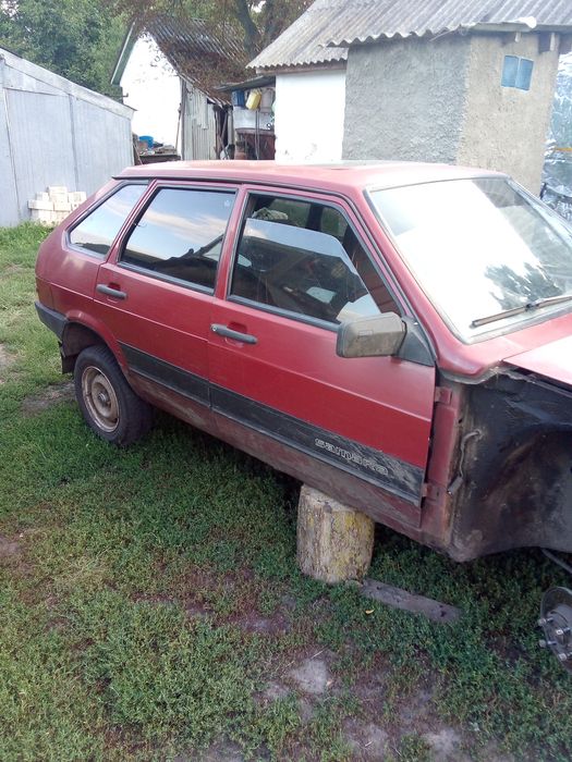 Продам ВАЗ 2109 92