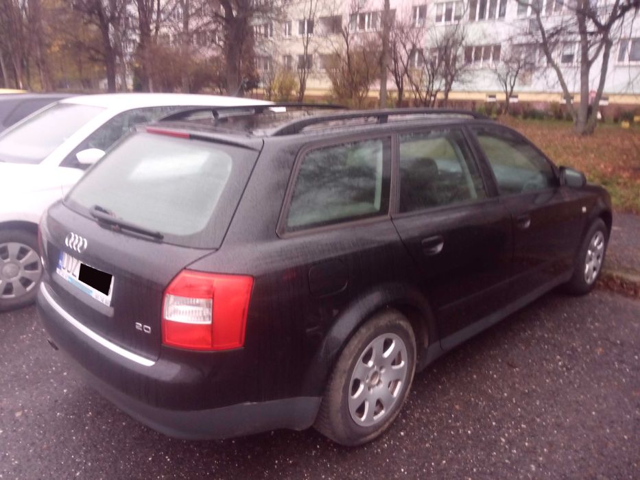 Audi A4 B6 2.0 B 20v Avant Kombi Czarna