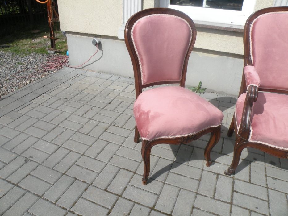 Antyczna Sofa i 2 krzesła po renowacji
