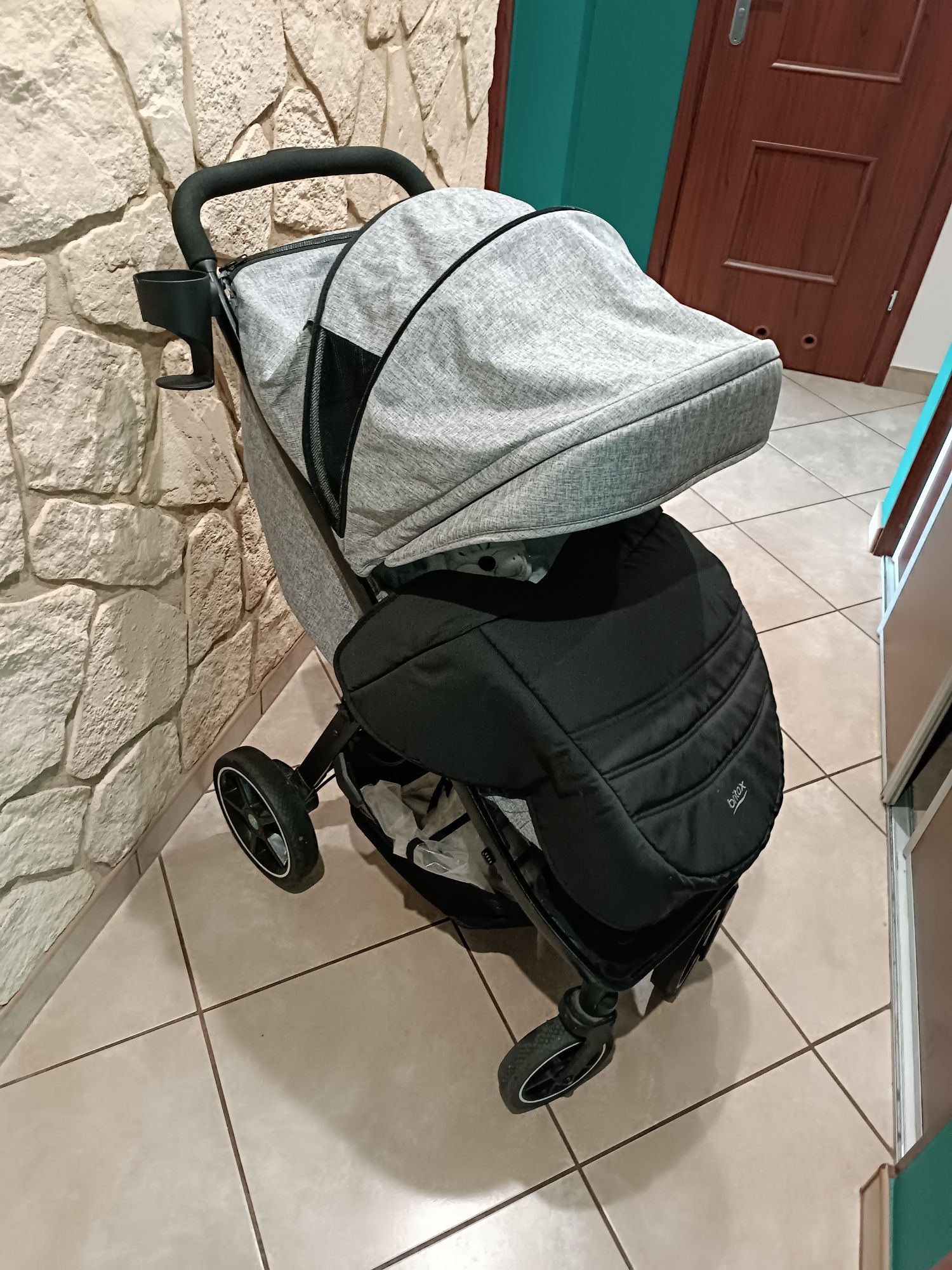 Britax Romer B-Agile M Elephant Grey Black Wózek spacerowy