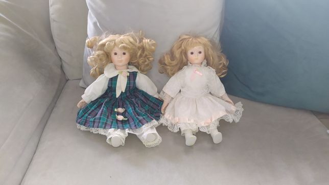 2 bonecas de porcelana antigas