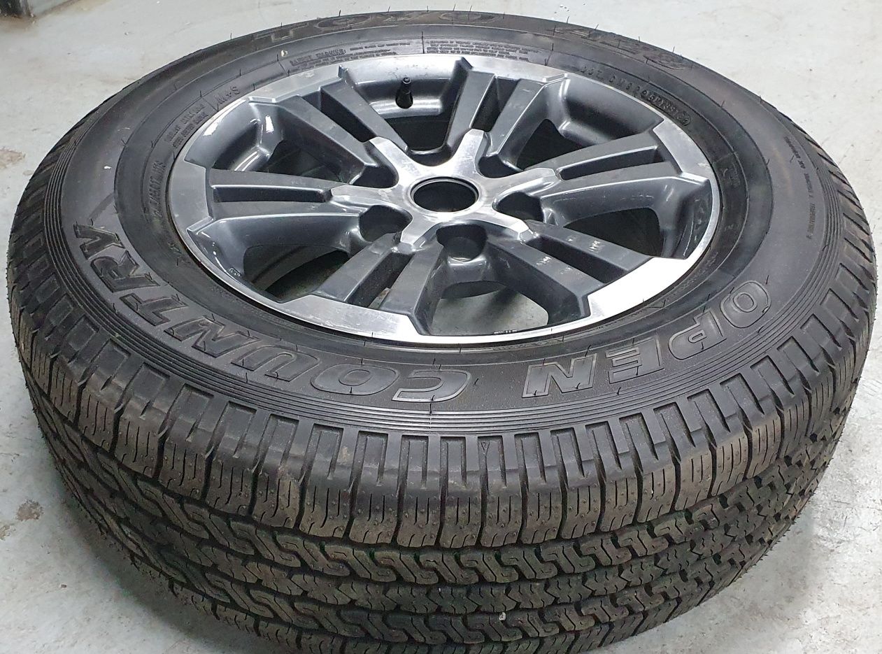 Koła Aluminiowe 17" MITSUBISHI Nowe Opony TOYO 6x139.7 Idealny Stan !