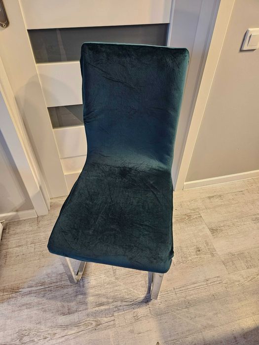 Welurowe pokrowce na krzesła 4 sztuki miękkie ciemna zieleń