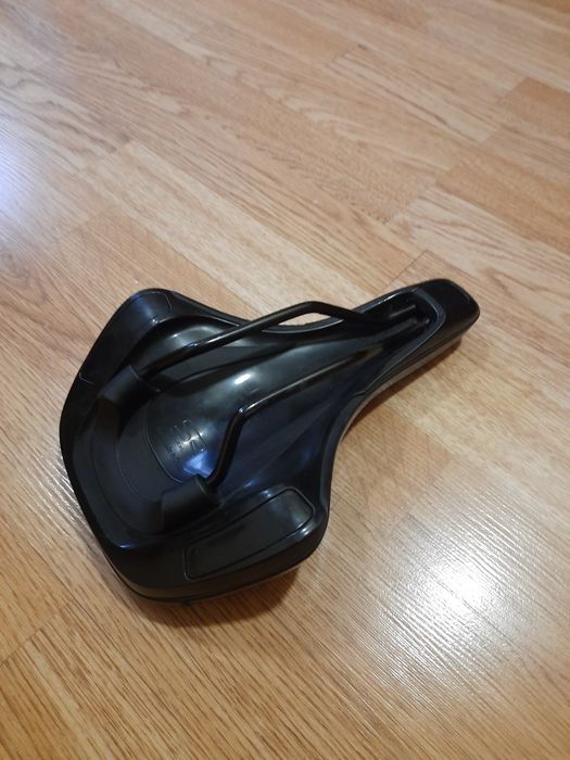 Силіконове сідло для велосипеда  Salle royal