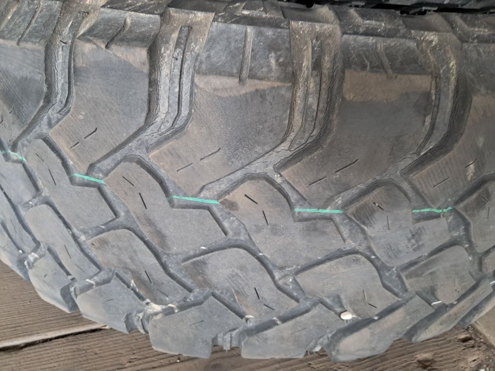 4x 285/70r17 Falken Wildpeak M/T MT01