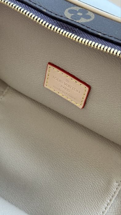 Косметичка Louis Vuitton 18 см