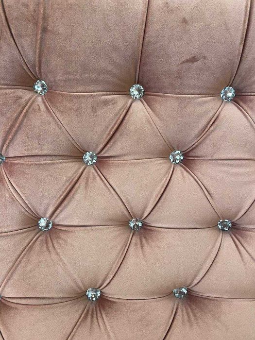 Różowa welurowa sofa rozkładana| Terminowo sprzedam!!!