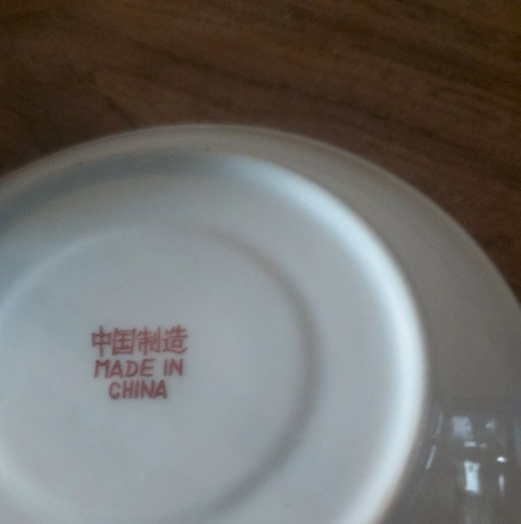 Komplet kawowy z porcelany.chińskiej.