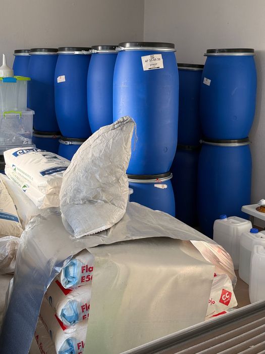 Likwidacja magazynu – wyposażenie laboratoryjne i magazynowe