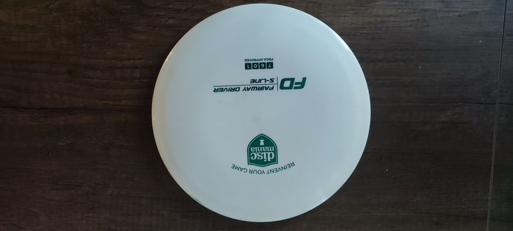 Discgolf 	Discmania 	FD S line	7/6/0/1	jak nowy