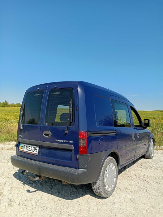 Авто Opel Combo 1,7