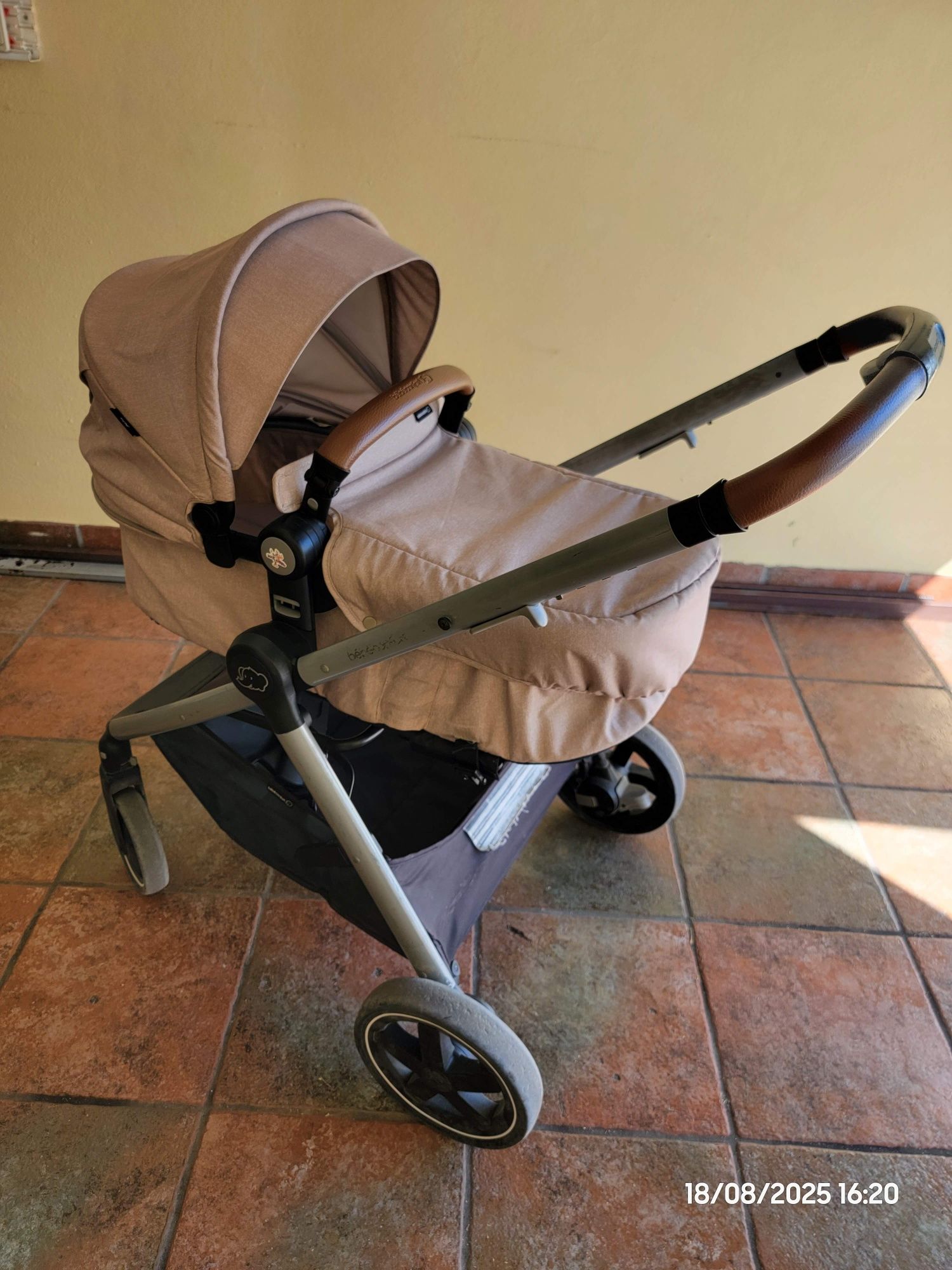 Carrinho trio Bebe Confort